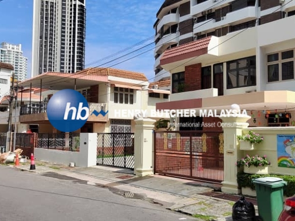 Double Storey Semi-D @ Kelawai