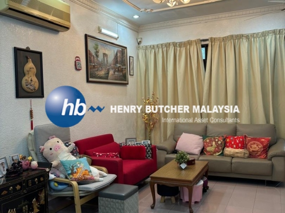 Charming Double Storey Terrace House @ Island Glades