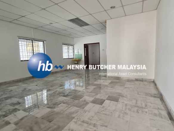 Freehold End Unit 2-Storey Terraced House @ Jalan Besi