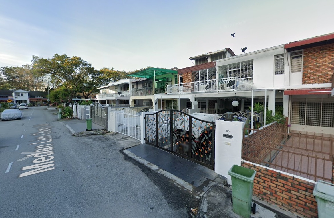 Spacious Double Storey Terrace @ Medan Lim Cheng Teik