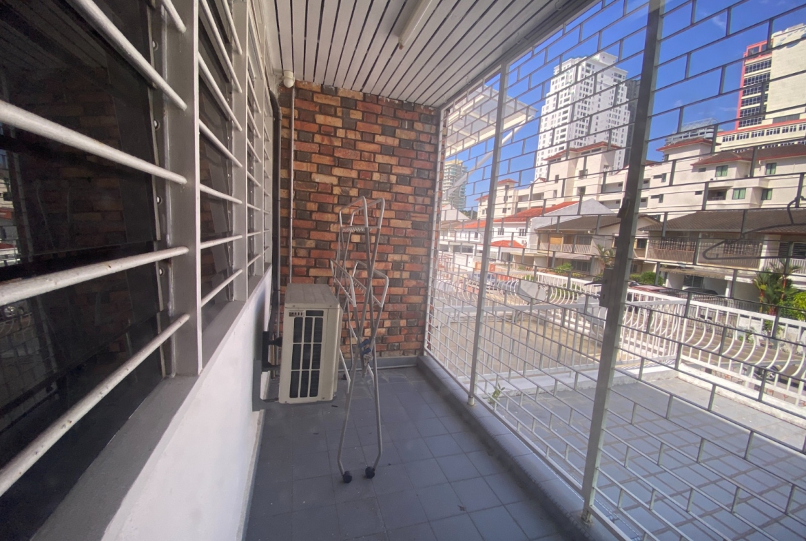 Spacious Double Storey Terrace @ Medan Lim Cheng Teik
