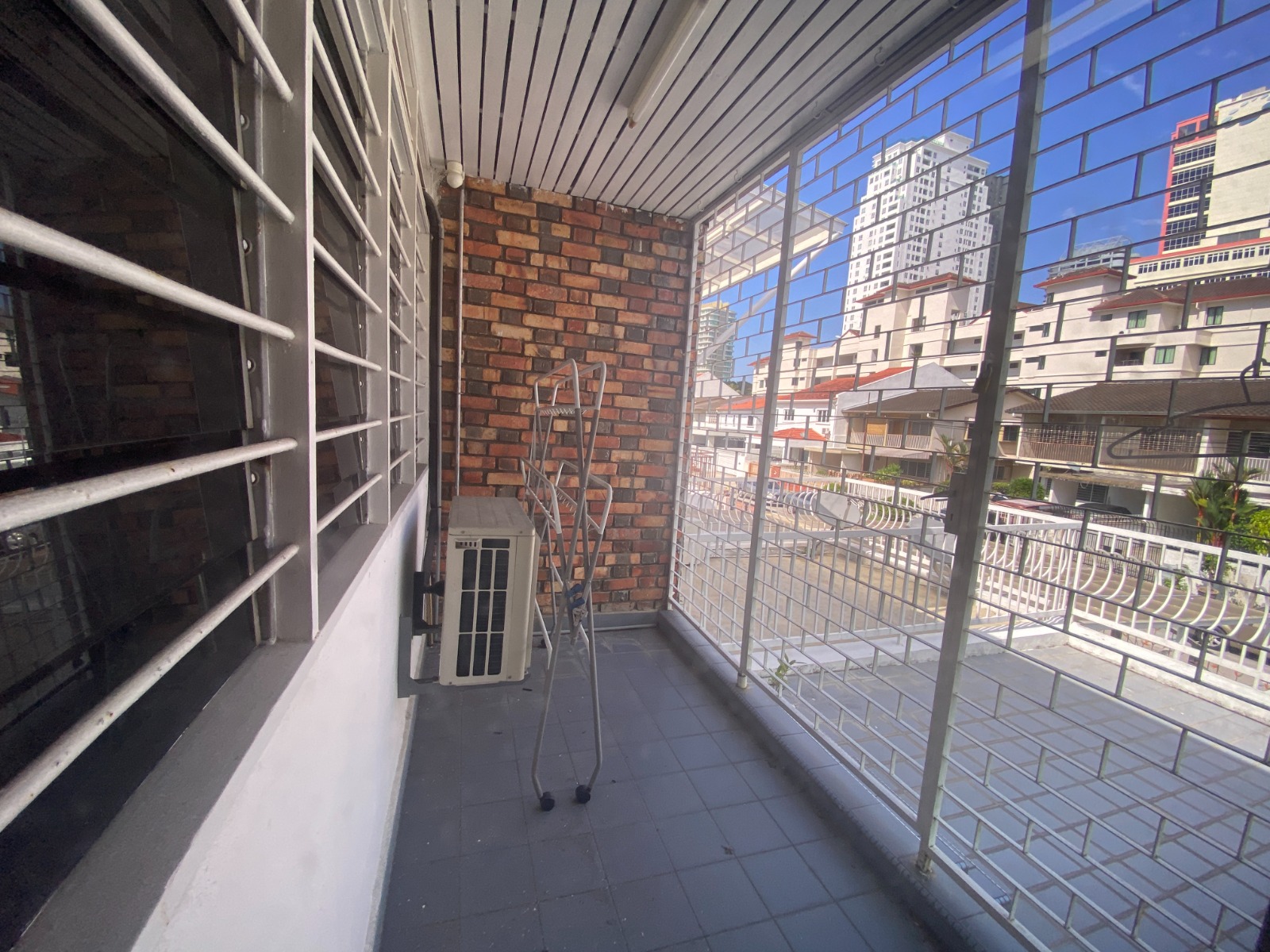 WhatsApp Image 2026-09-24 at 18.02.40 (3) Spacious Double Storey Terrace @ Medan Lim Cheng Teik