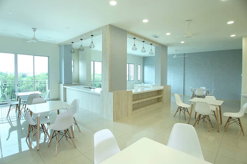 Royale Infinity Condo