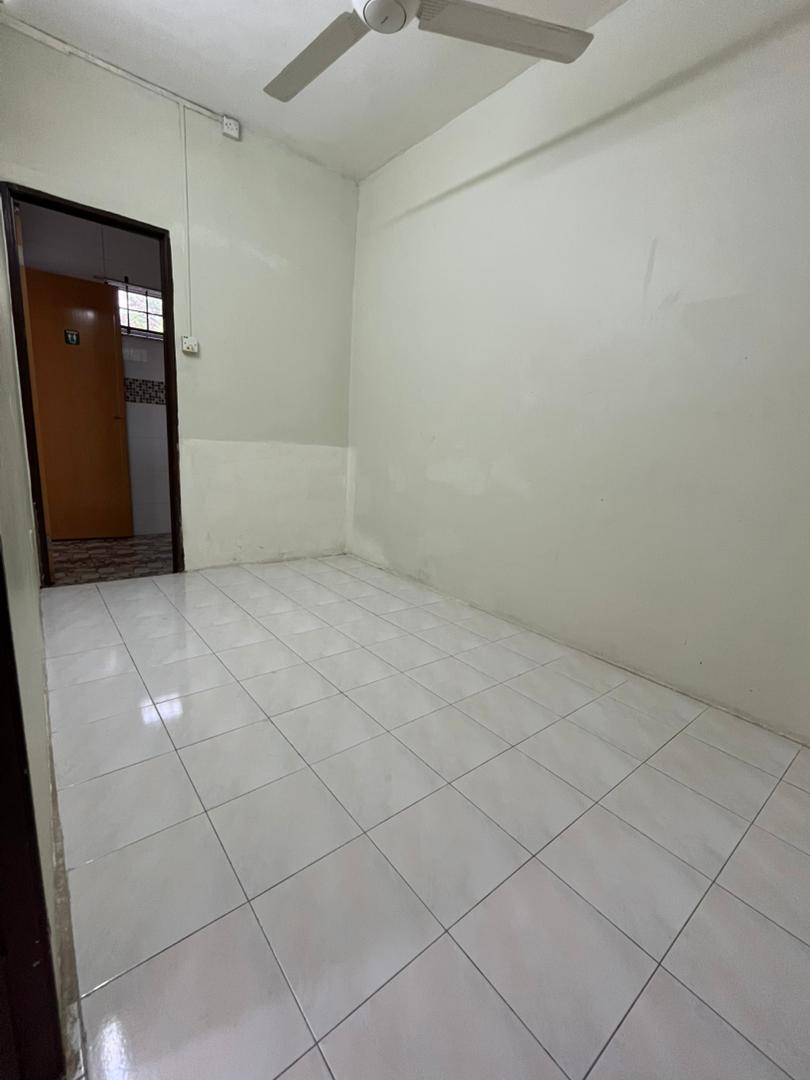 WhatsApp Image 2026-10-20 at 16.02.59 (3) Spacious Semi Detached Family Home In Bandar Tasek Mutiara