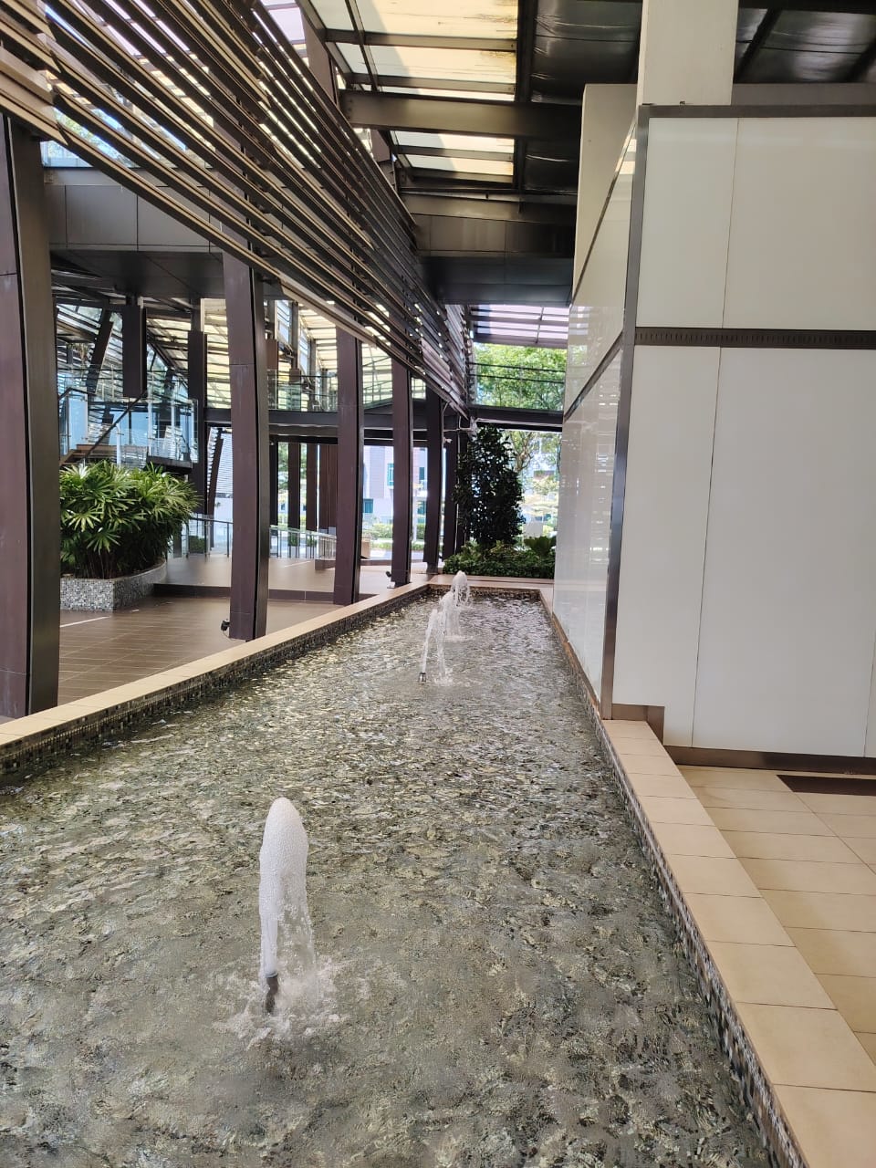 Luxury Waterfront Living @ The Light Collection II