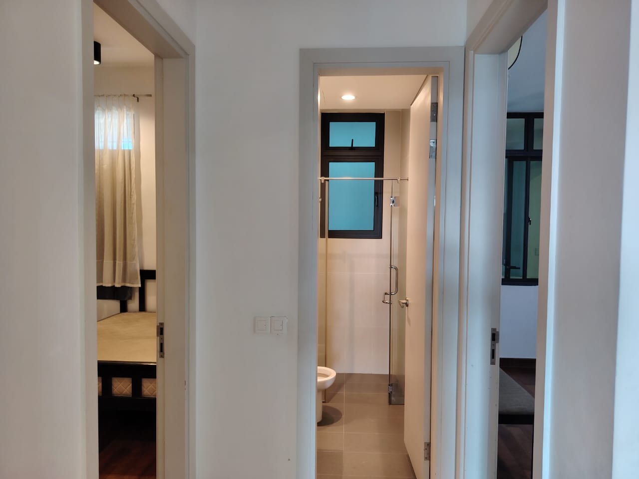 Luxury Waterfront Living @ The Light Collection II