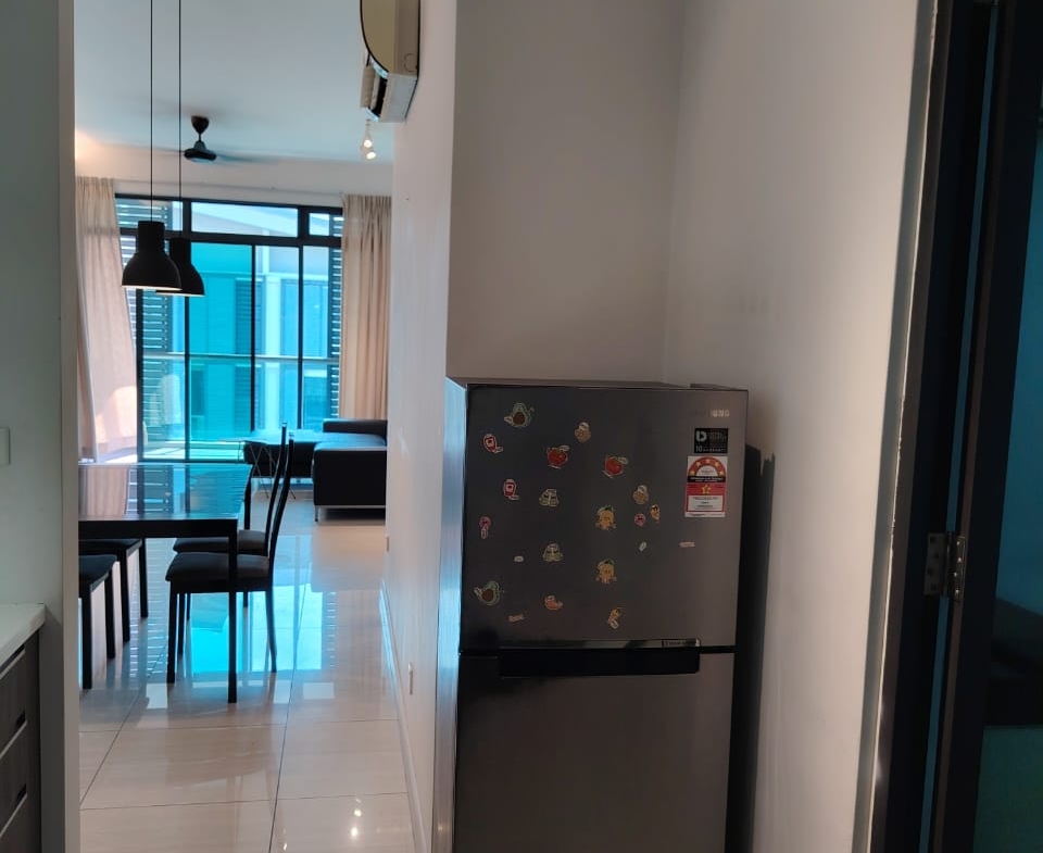 Luxury Waterfront Living @ The Light Collection II
