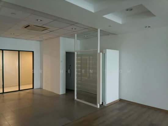 Prime Office Space @ E-Gate with Superior Connectivity in Gelugor